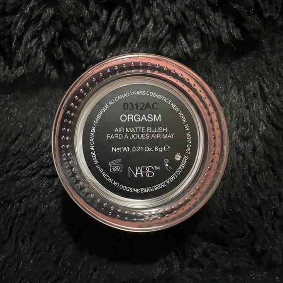 Nars Airmatte Sheer Cream Blush - Picture 2 of 3